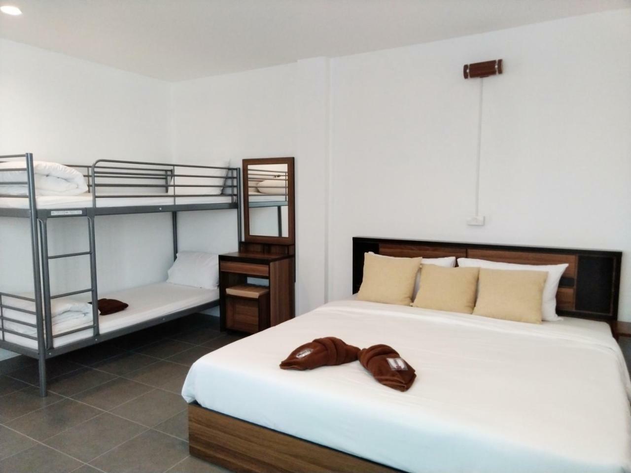 Wee Hostel Kancsanaburi Kültér fotó